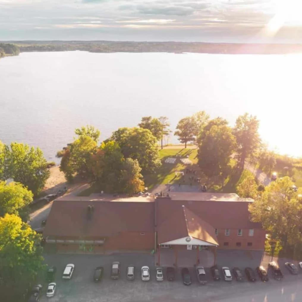 Stoco Lake Lodge Tweed Экстерьер фото